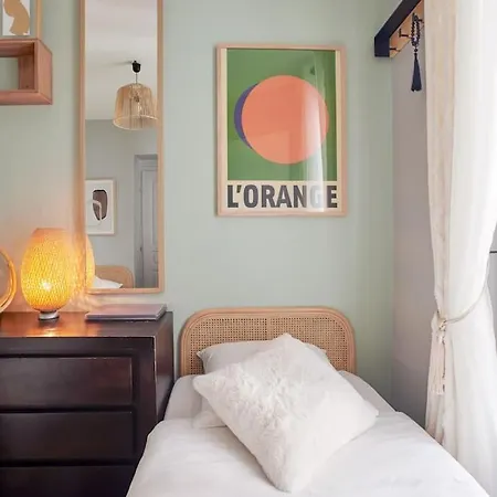 Elegance Urbaine - 2 *