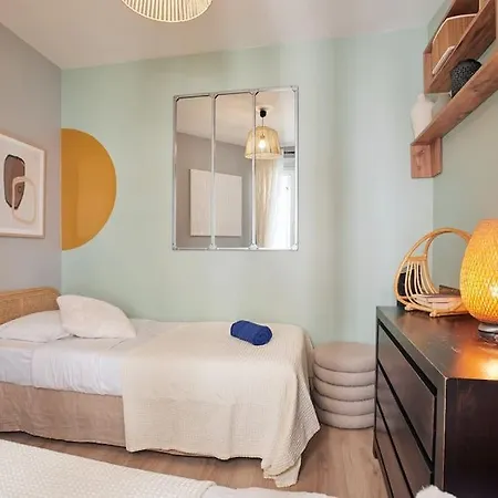 Elegance Urbaine - 2 * Parijs